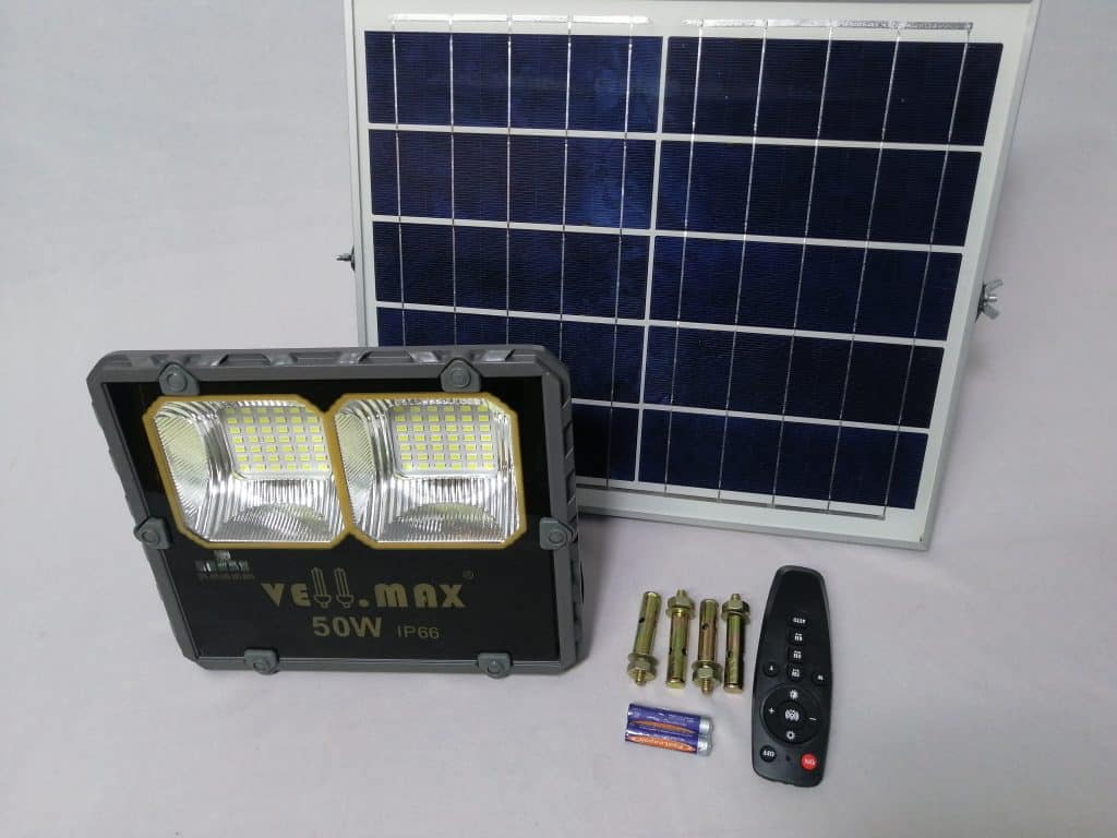 solar floodlight